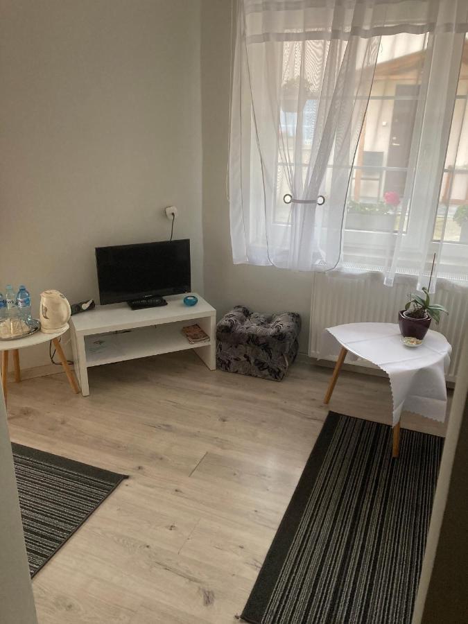 Pokoje Przy Warszawskiej Połczyn-Zdrój Extérieur photo